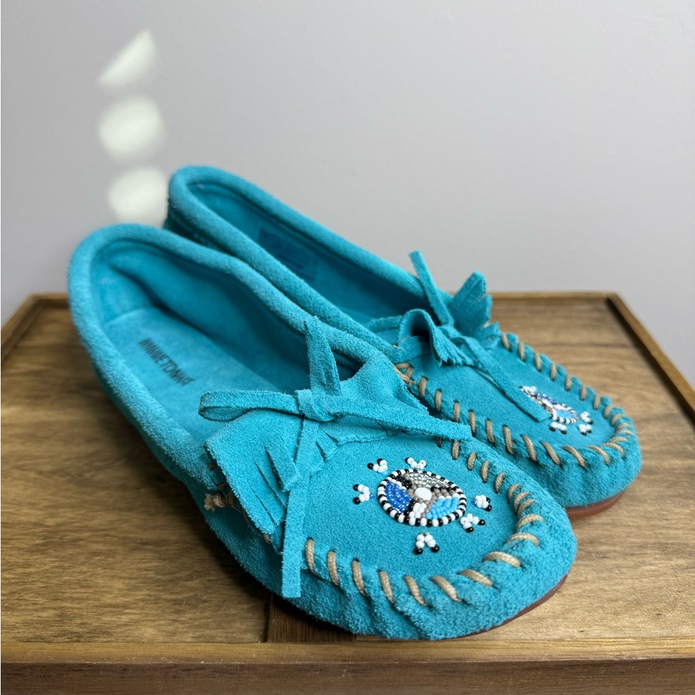 Minnetonka Aqua Beaded Moccasins - Owned by a Princess 🎺
